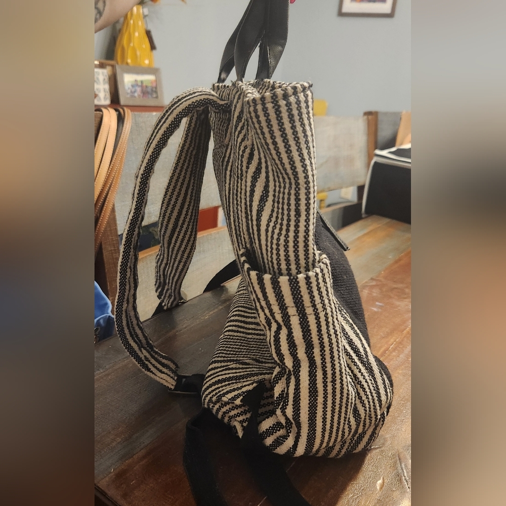 Universal Thread Backpack - image 7